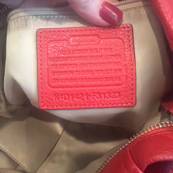 Coach F31323 Leather Shoulder Bag - Picture 6 of 8